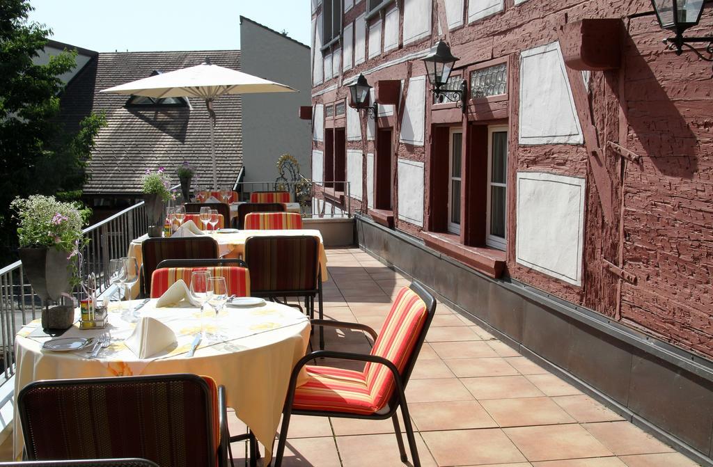Hotel Sonne Altstätten Exterior foto